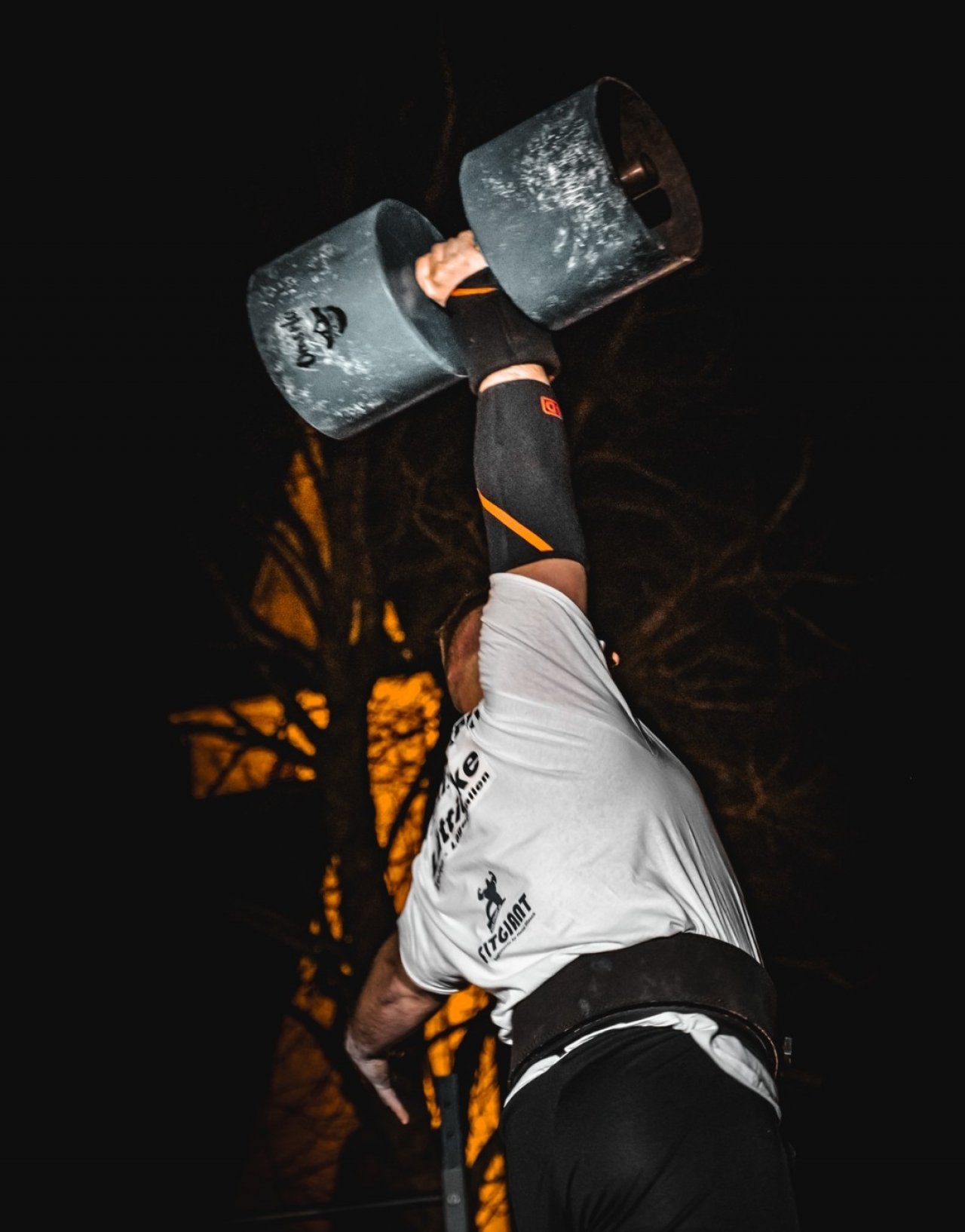 Leonard Zimmermann bei der Strongman-Meisterschaft in Altenhof im vergangenen März. von Ines Komsic