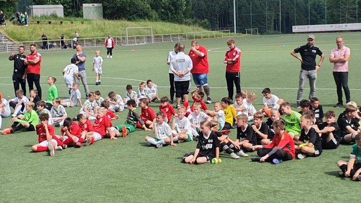 Das große Sportwochenende der Sportfreunde Dünschede verspricht viel Spaß, Sport und Fußball...