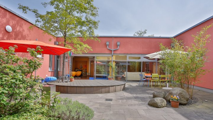 Die „kinderinsel“ der DRK-Kinderklinik ist eine Intensivstation mit Wohncharakter für...