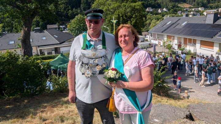 Das neue Bilsteiner Königspaar: Markus Veuhoff und Diana Danekova.