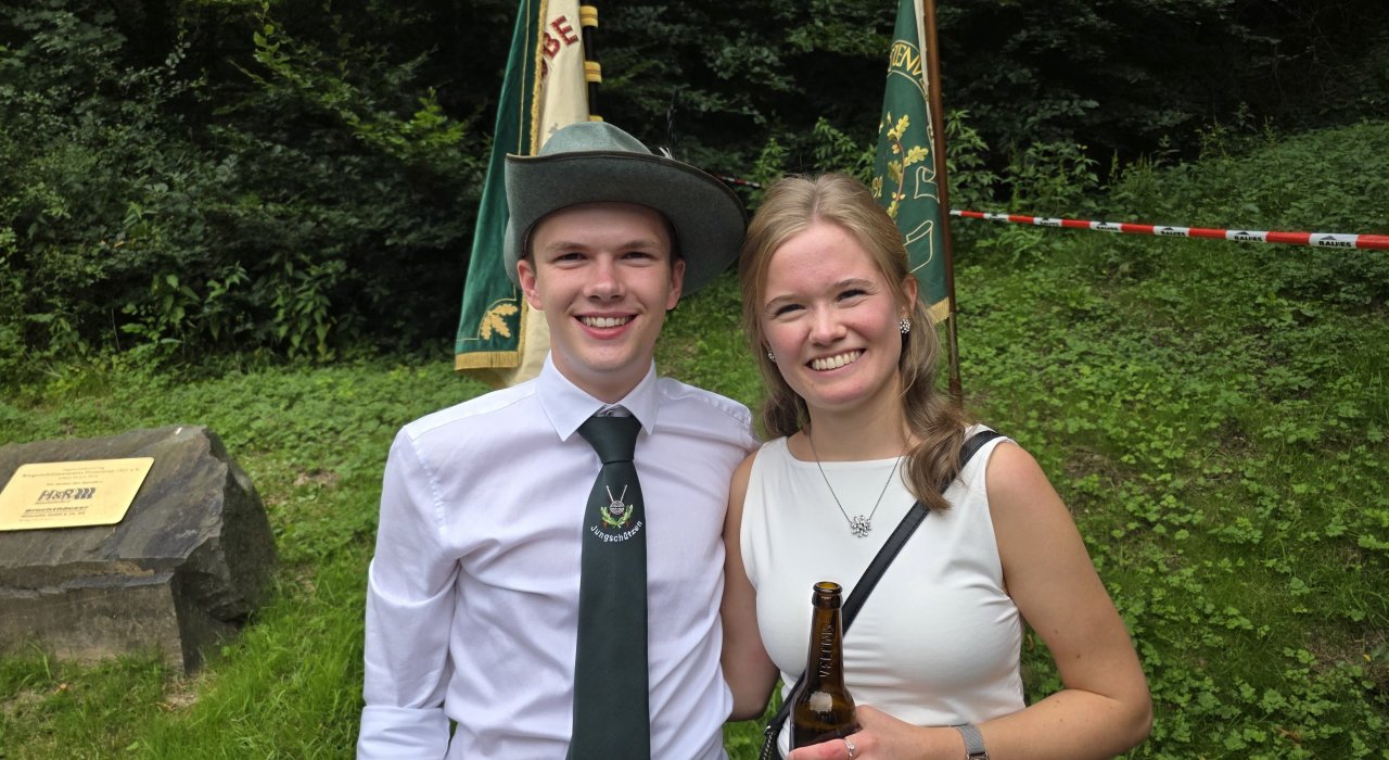 Philipp Bloß und Rosanna Blume sind das neue Jungschützenkönigspaar in Finnentrop. von privat