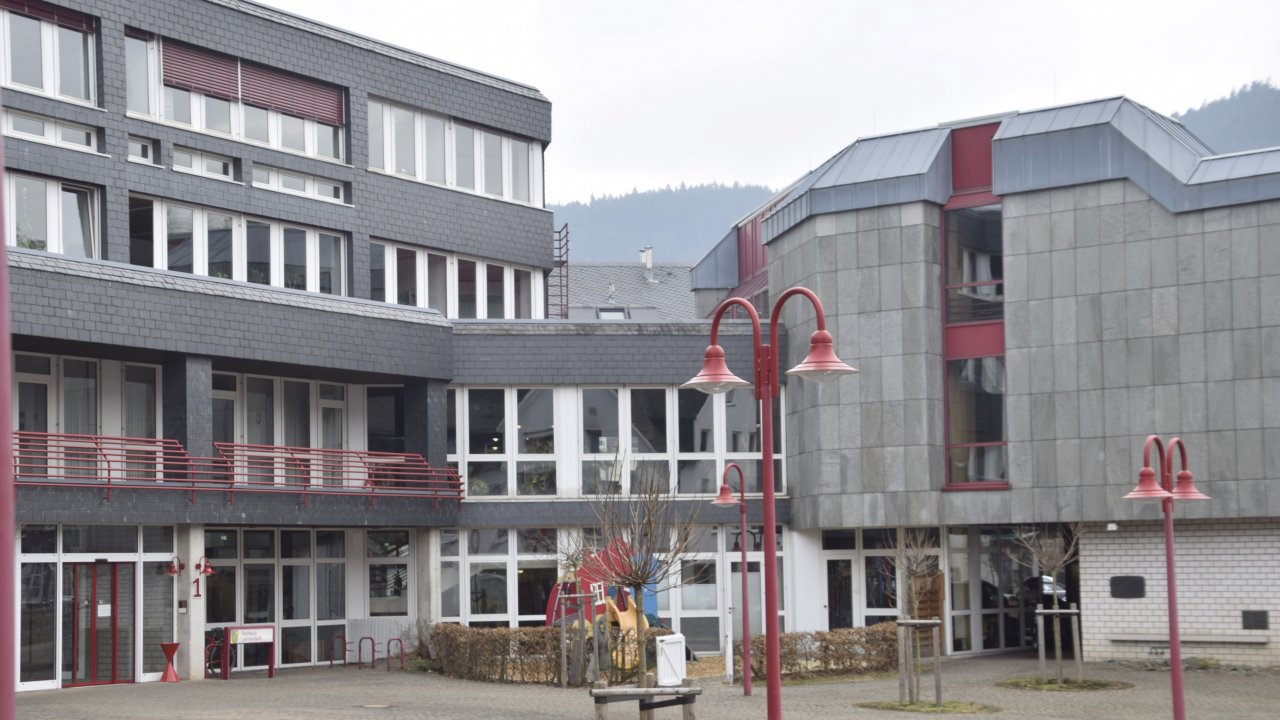 Interkommunale Zusammenarbeit befürworten alle Lennestädter Fraktionen. Doch dafür einen externen Berater hinzuzuziehen, das lehnte der Haupt- und Finanzausschuss mehrheitlich ab. von LokalPlus