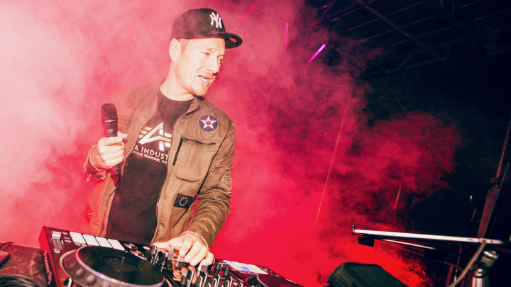 „Upgrasen“: Mit DJ Marc Kiss startet das Sportfest in Bonzel am Freitag, 6. Juni.