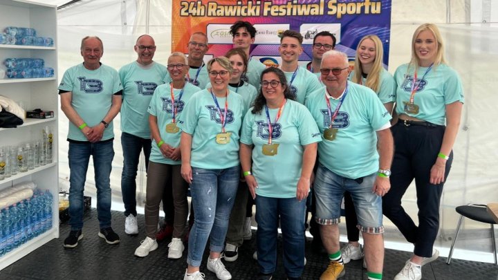 Sportlergruppe aus Attendorn beim 24-Stunden-Sportfestival in Rawicz