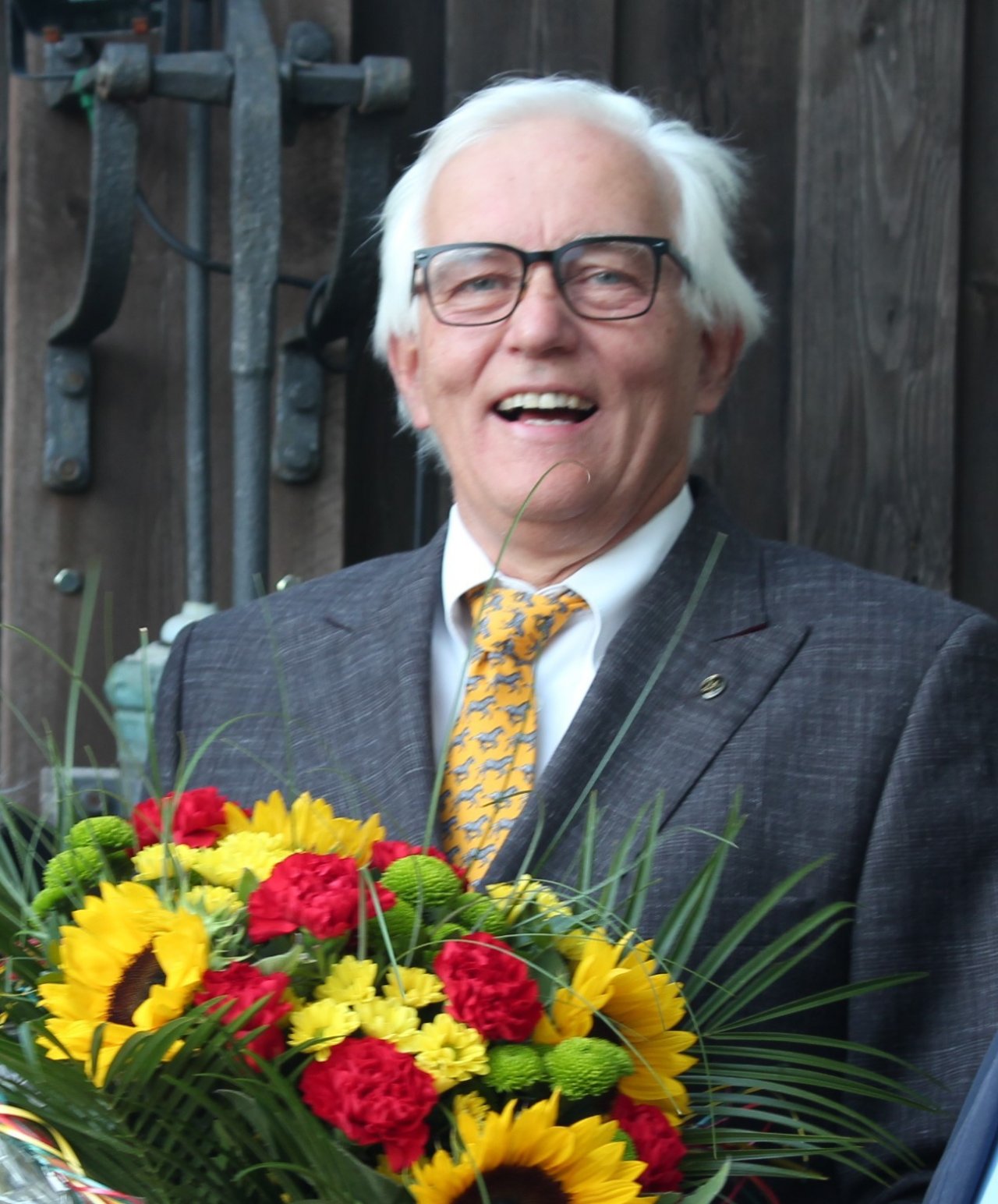 Einer für drei Parteien bzw. Vereinigungen: Dr. Norbert Seyfert. von Wolfgang Schneider