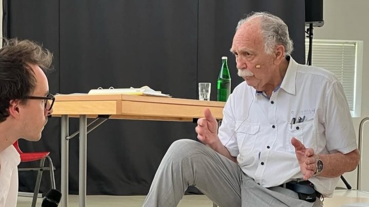 Zeitzeuge Lodewijk van Mourik zu Gast an der Hanseschule Attendorn