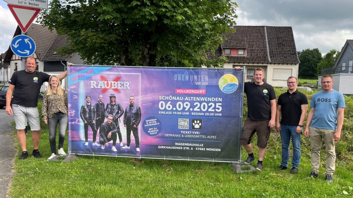 Das Orgateam arbeitet seit Wochen an den Vorbereitungen für ein unvergessliches Konzerterlebnis.
