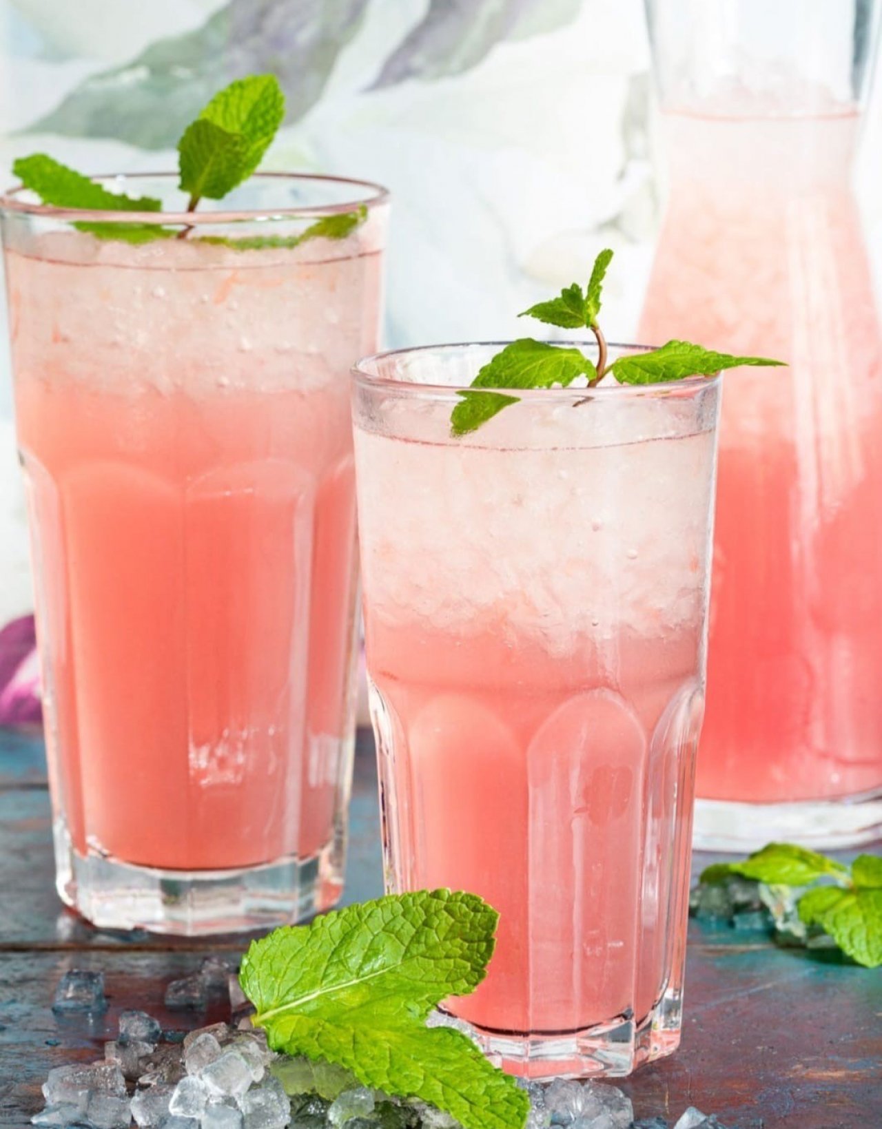 Erfrischung pur und eine Abkühlung von innen bringt bei den sommerlichen Temperaturen die Pink-Grapefruit-Limonade. von privat