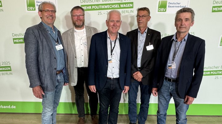 Delegierte haben südwestfälische Landwirte beim Deutschen Bauerntag vertreten (v.l.): Ulrich...