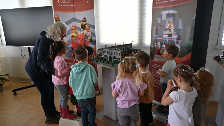Die Familienkirche Attendorn bei einem ihrer Angebote (Bild aufgezeichnet im April)