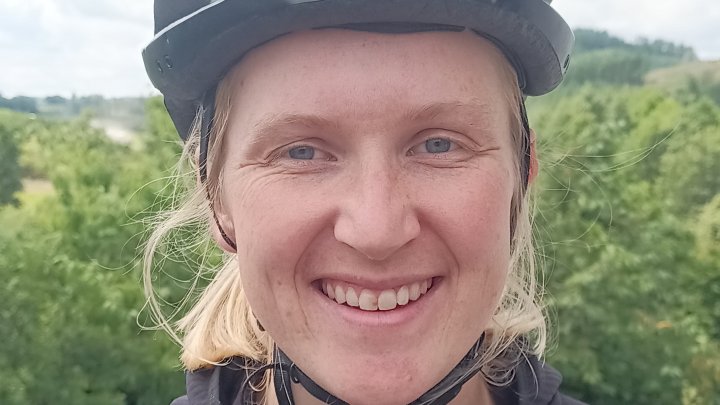 Melina Schöttes geht bei der Rollski-WM an den Start.