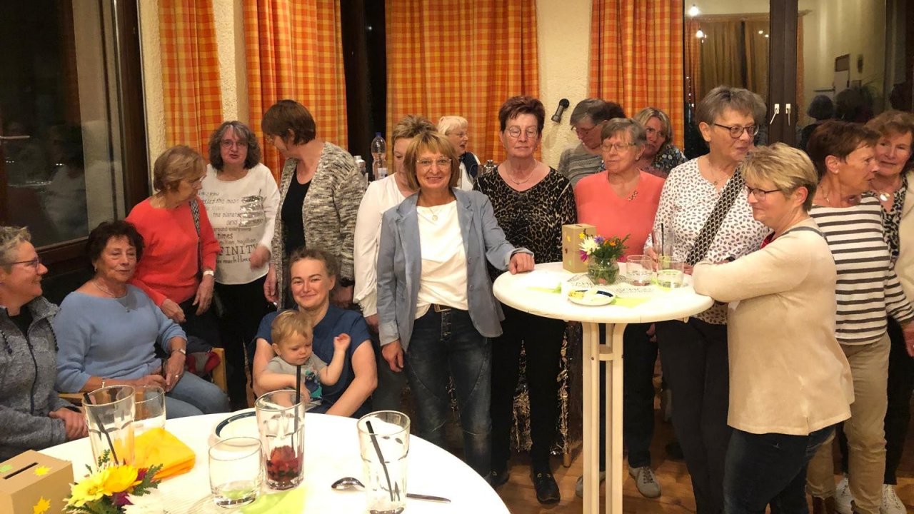 Auch der erste Frauenstammtisch im Pfarrheim war gut besucht. von privat