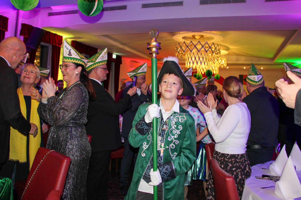 Felix Bröcher ist der erste Kinder-Zeremonienmeister der BGO. von Lorena Klein