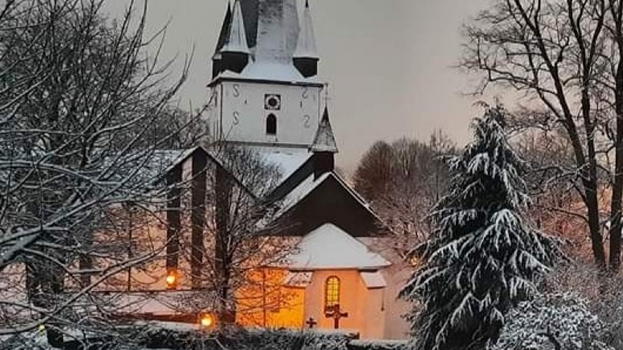 Die St. Clemens-Basilika Drolshagen im Winter. von privat