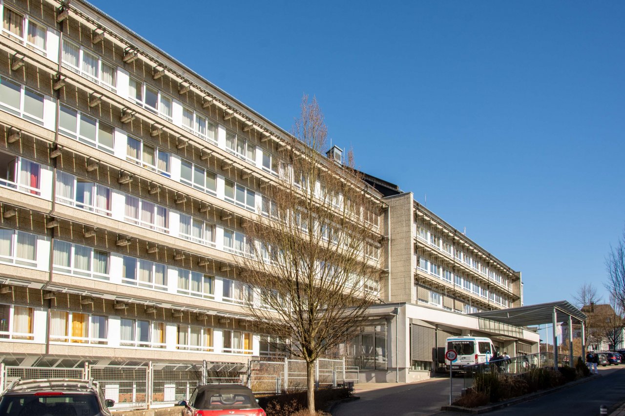 Das Martinus-Hospital in Olpe. von Nils Dinkel