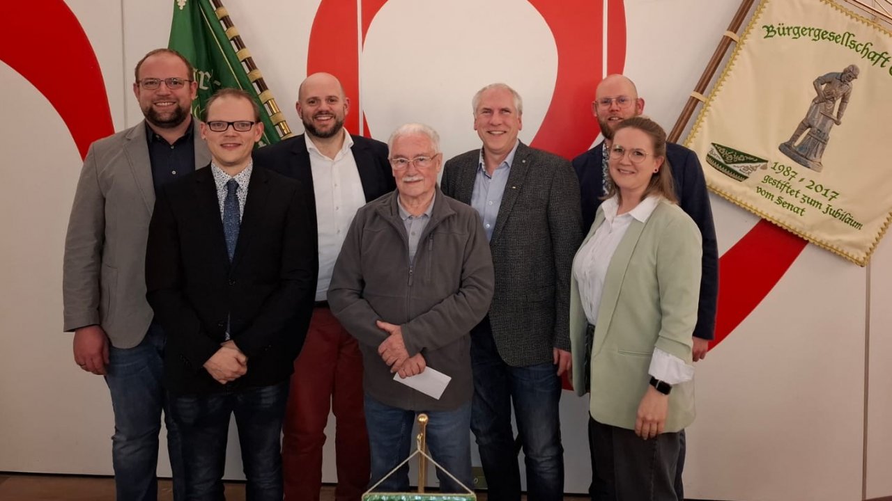 Patrick Bröcher, Frank Humpert, Daniel Siebert, Heinz Weindorf, Markus_Pokoj, Sven Göckeler und Melanie Bähr (v.l.) von privat