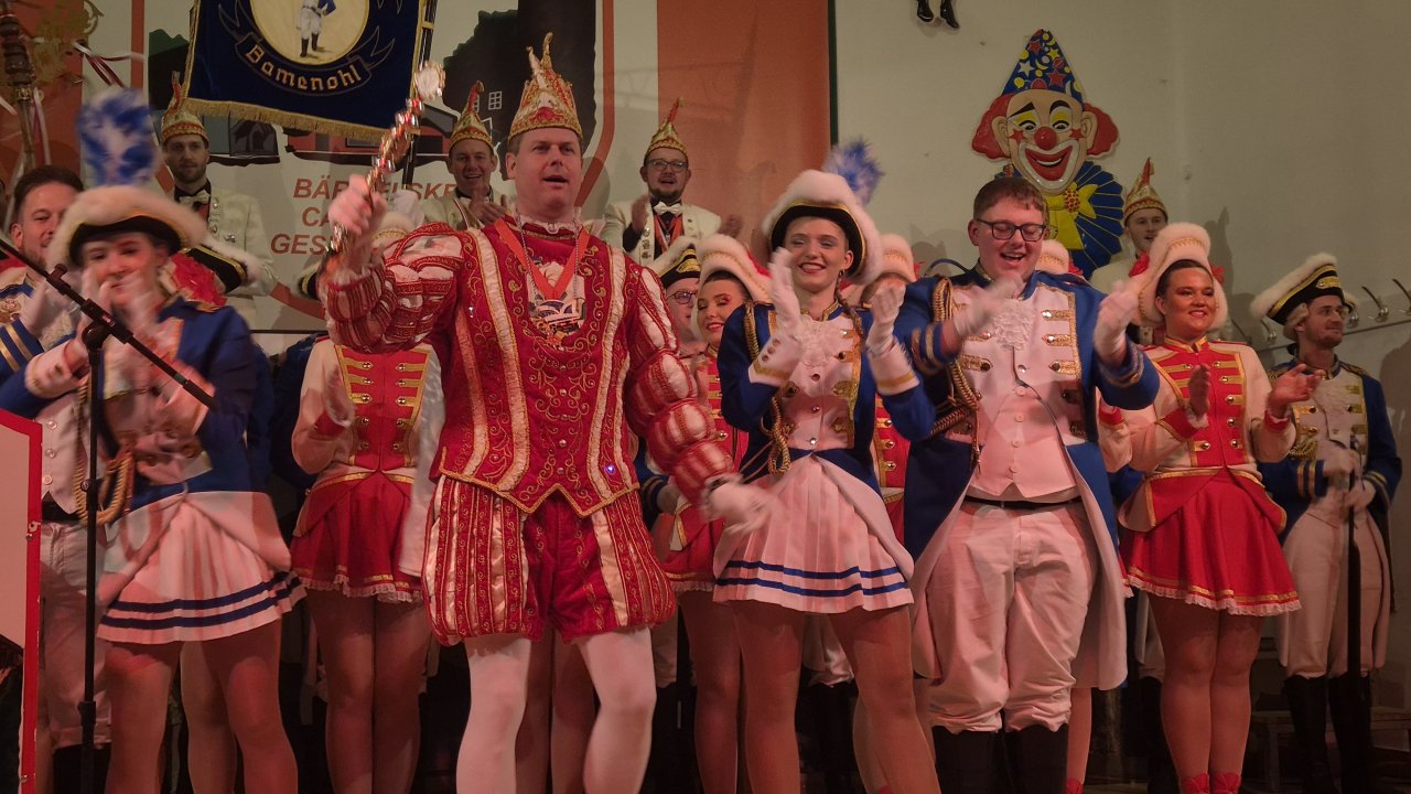 Torsten I. Laake schwingt seit Samstagabend, 31. Januar, das närrischer Zepter bei der BCG. von Nicole Voss