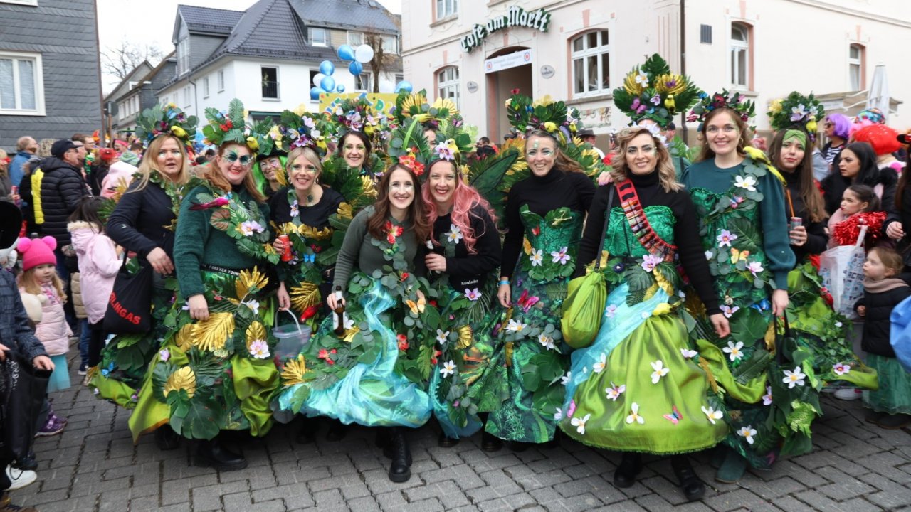 Altweiber in Drolshagen von Thomas Fiebiger