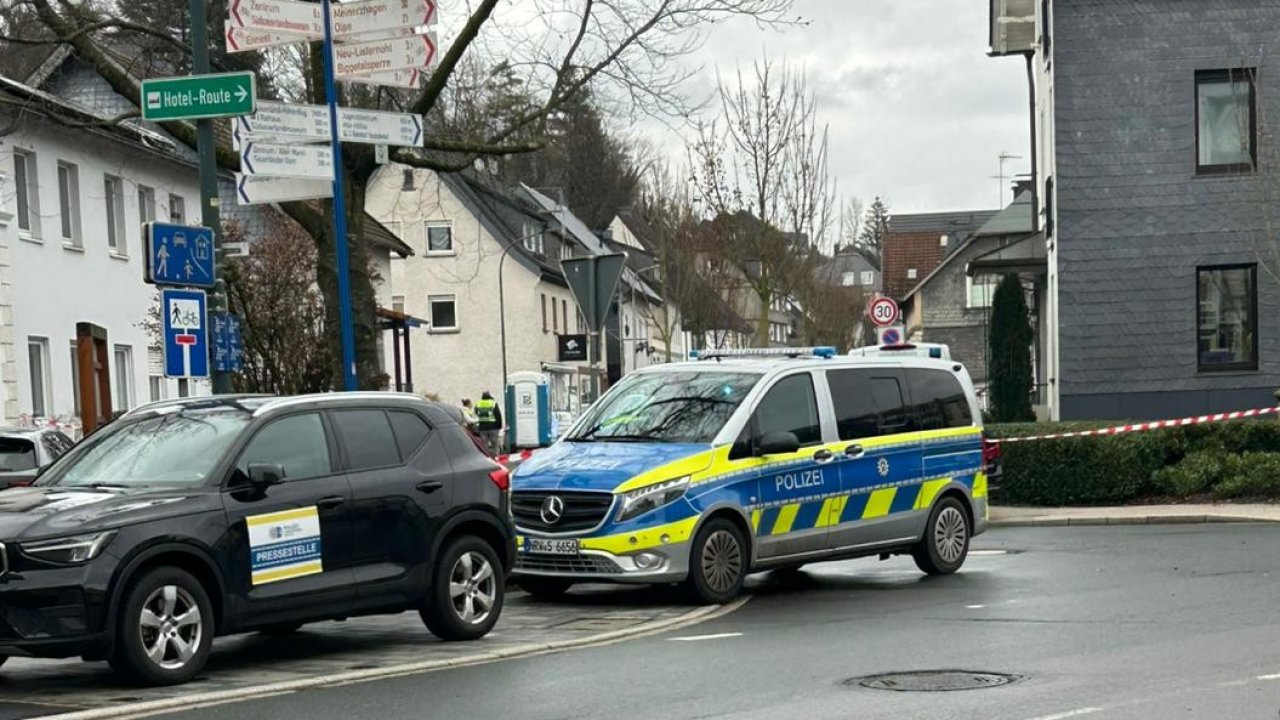 Die Attendornerin, die jahrelang ihre Tochter vor der Öffentlichkeit versteckt und im Haus festgehalten haben soll, hat vermutlich versucht, sich das Leben zu nehmen. von privat