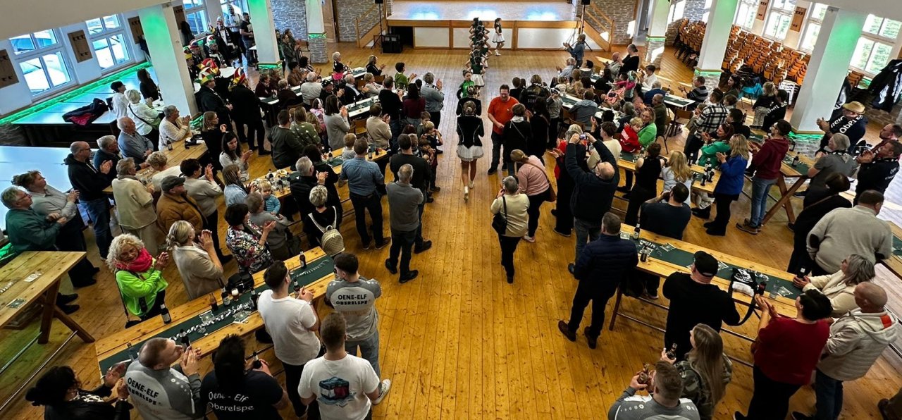 Familien- und Freundetag in der Oberelsper Schützenhalle: Erstmals in diesem Rahmen wurde der neue Prinz proklamiert. von privat