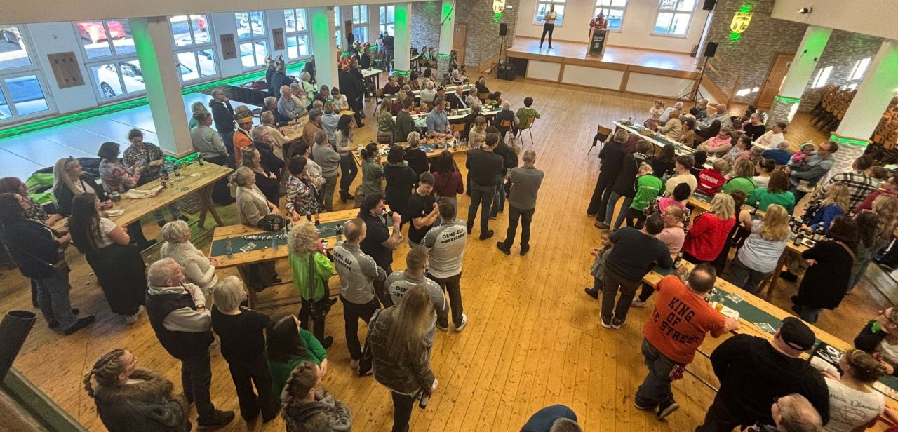 Familien- und Freundetag in der Oberelsper Schützenhalle: Erstmals in diesem Rahmen wurde der neue Prinz proklamiert. von privat