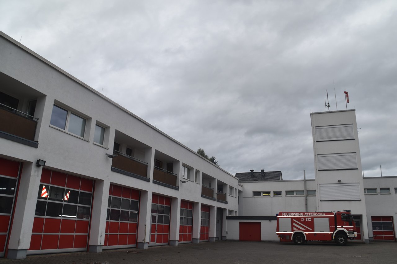 Das Platzkontingent im Feuerwehrhaus Attendorn ist erschöpft. von Nicole Voss