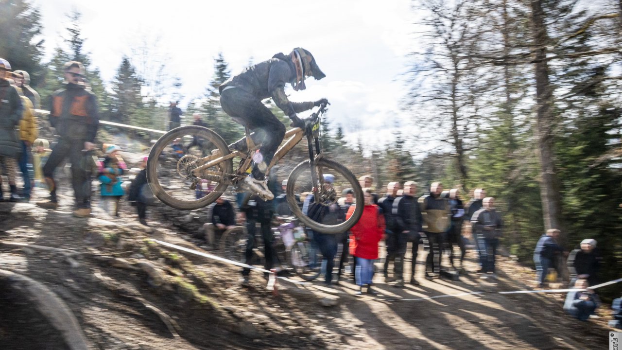 Impressionen vom Auftakt der Gravity Cup-Saison 2026 im Bikepark Olpe auf dem Fahlenscheid. von Frank Wipperfürth