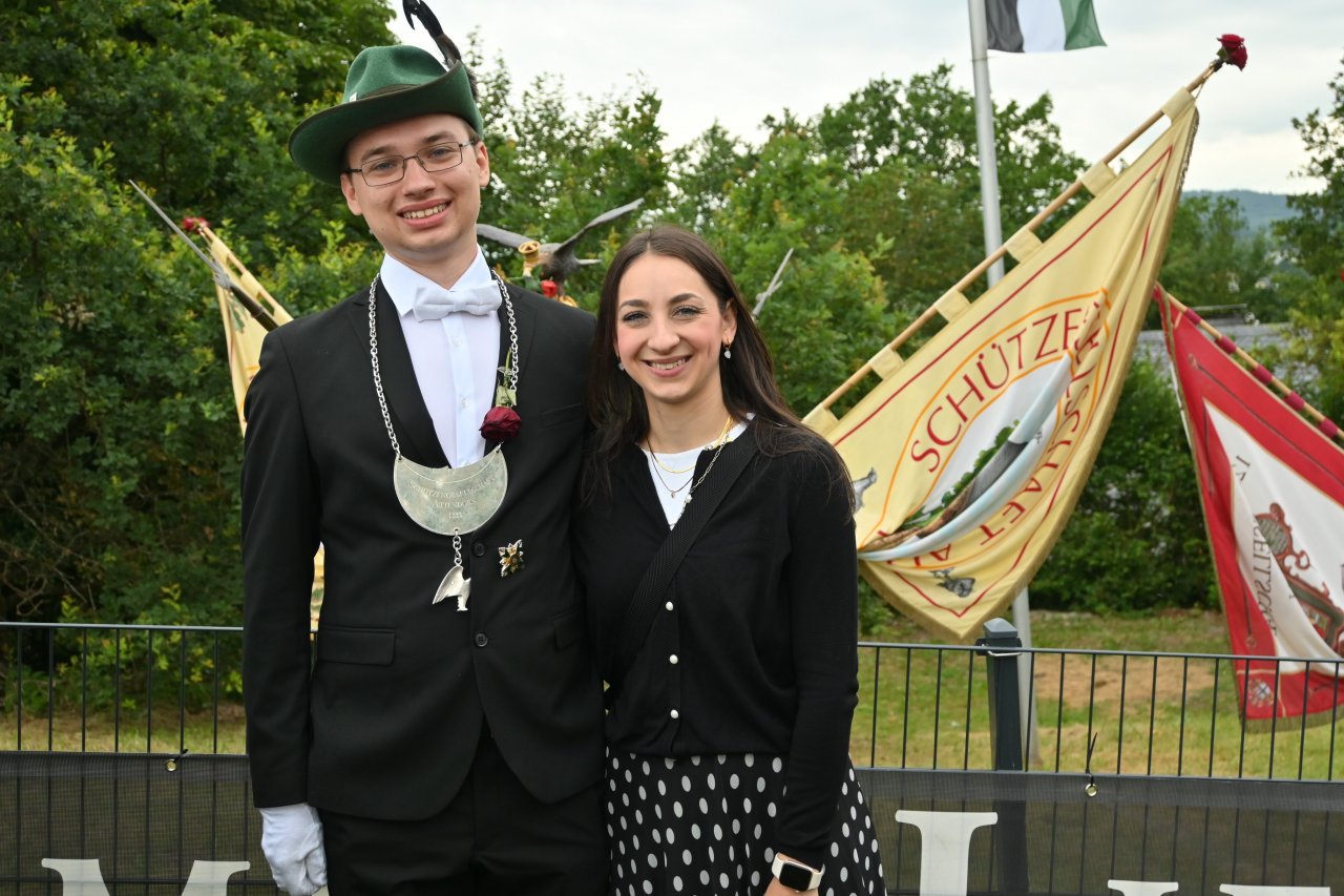 Das Jungschützenkönigspaar in Attendorn 2026: Florian Zeppenfeld und Hannah Sonermann. von Jana Becker