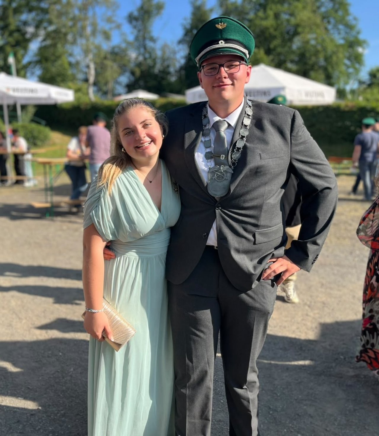 Das Jungschützenkönigspaar Jan Gremme und Iliana Koch. von Leonie Diehl