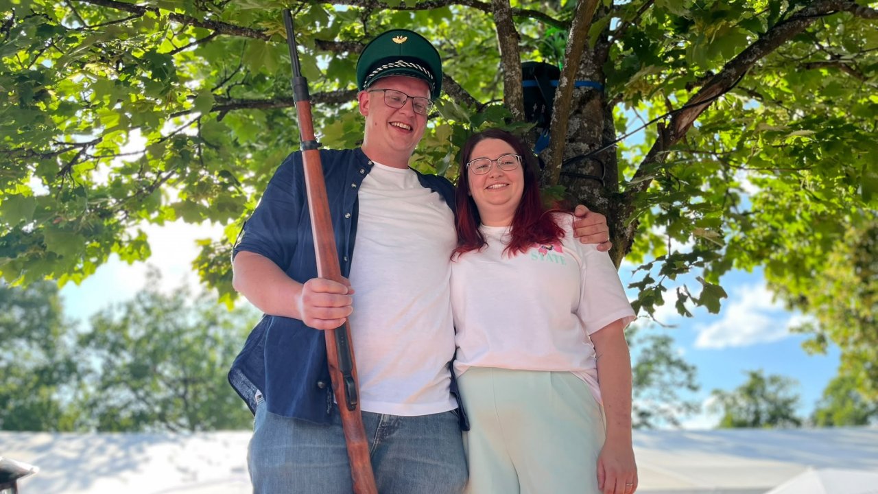 Fabian und Vanessa Hahn regieren als Königspaar in Rhode. von Leonie Diehl