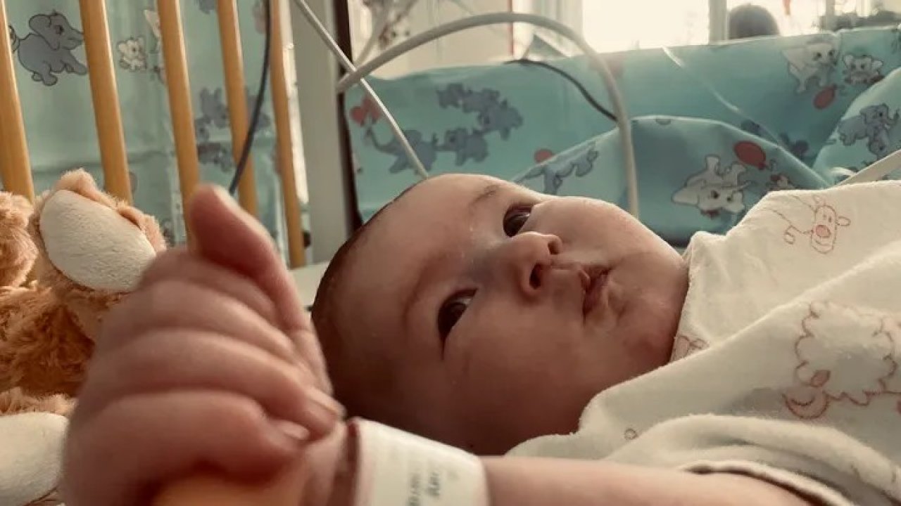 Zoey kämpft seit ihrer Geburt mit einem schweren, komplexen und seltenen Herzfehler. von privat