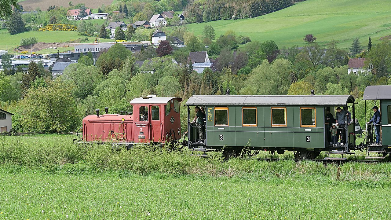 Eisenbahnbetrieb auf der Sauerländer Kleinbahn. von Stefan Aschauer-Hundt (MME)