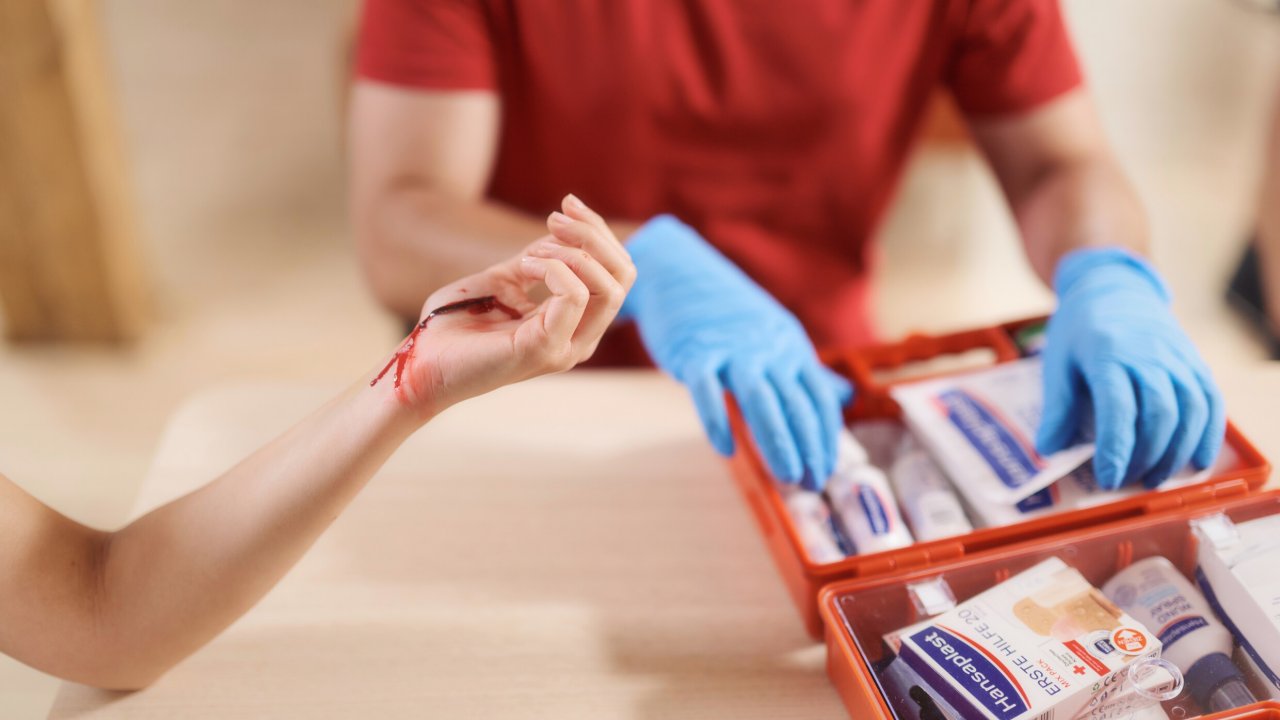 Das DRK Drolshagen bietet Auffrischungskurse in Erster Hilfe an. von Willing-Holtz/DRK
