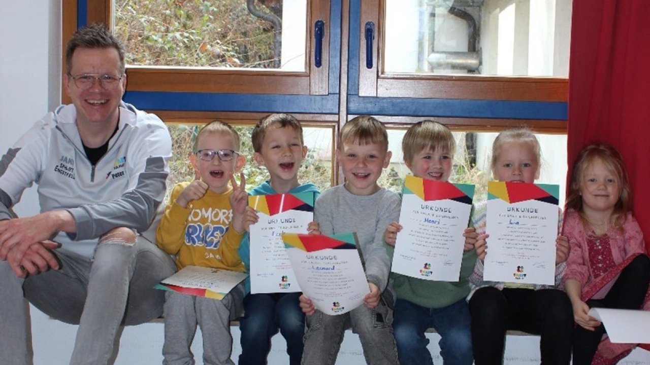 Die Kinder können stolz auf ihre Leistungen sein. von privat