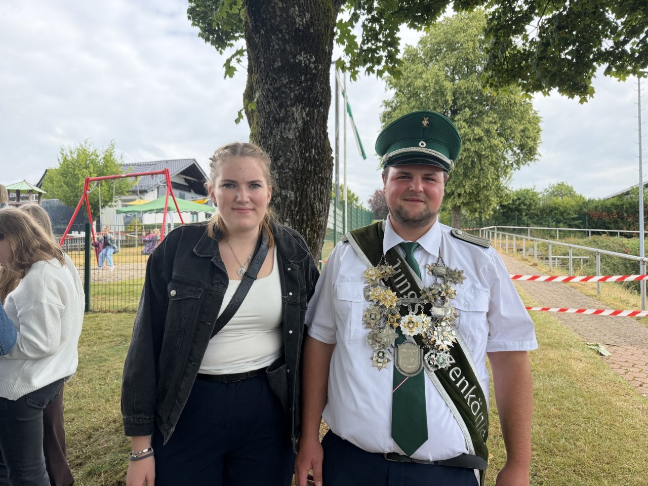 Jungschützenkönigspaar in Dünschede 2026: Noel Hörnig und Sophie Hoffmann. von Jonas Johannes