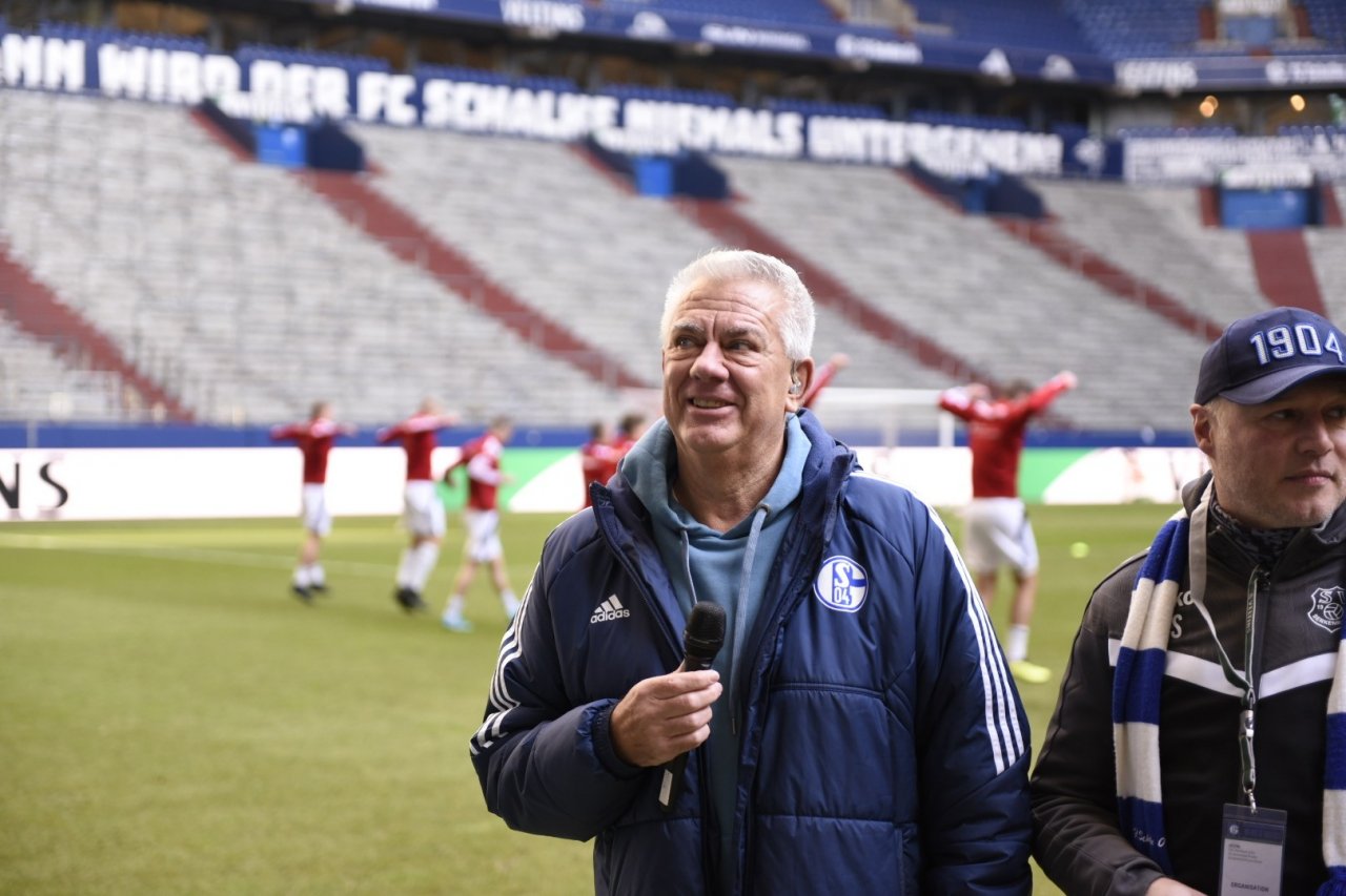 Dirk Oberschulte-Beckmann – „der Schalker Quatscher“ – ist als Moderator zu Gast. von Archivfoto: Nils Dinkel