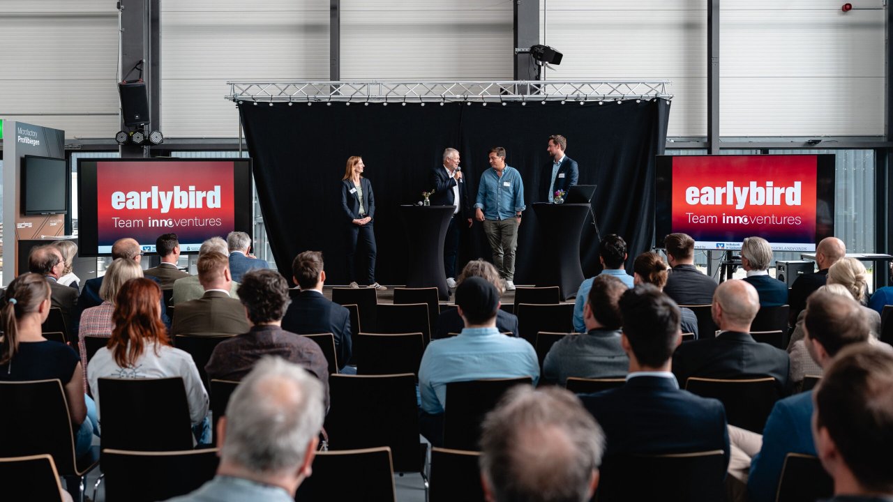 Die Initiative „Earlybird Team InnoVentures“ fördert Start-ups aus Bereichen wie Künstlicher Intelligenz, Robotik, Industrie 4.0 oder nachhaltige Technologien. von Tramo Medienagentur