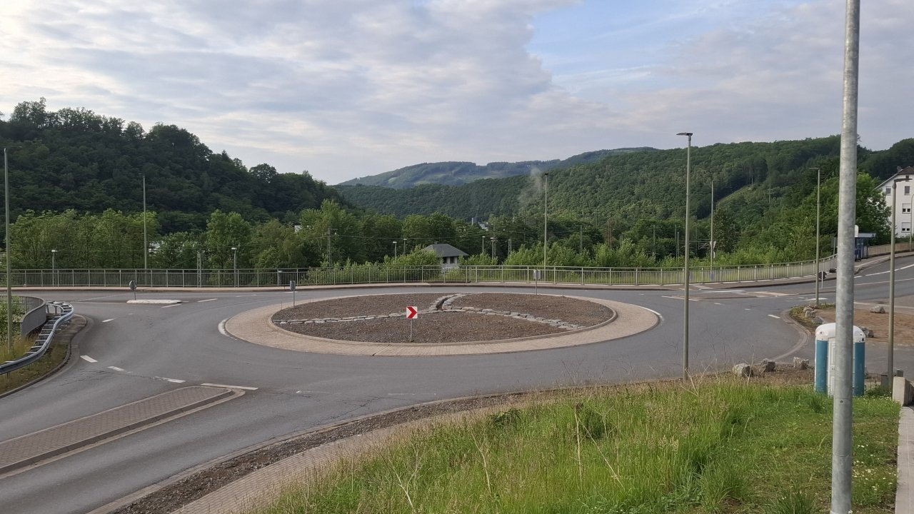 Der neugestaltete Kreisverkehr in Finnentrop. von privat