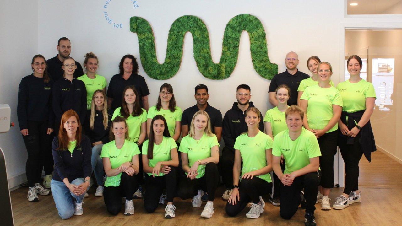 Ein starkes Team betreut die Patienten von „impuls - Physiotherapie auf den Punkt“ ganzheitlich und innovativ. von privat