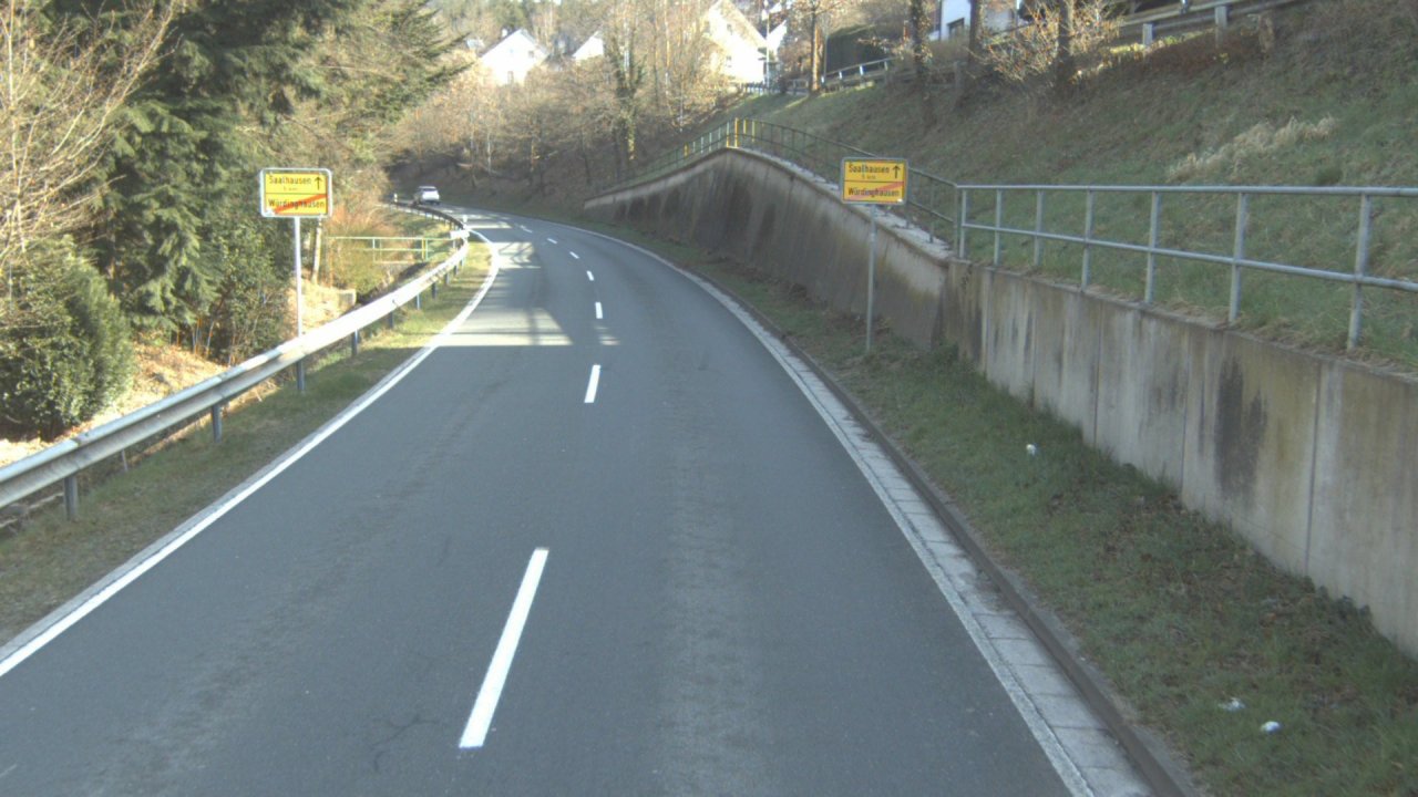 Diese Stützwand an der Kreisstraße 27 wird nach dem Schützenfest instand gesetzt. von Kreis Olpe