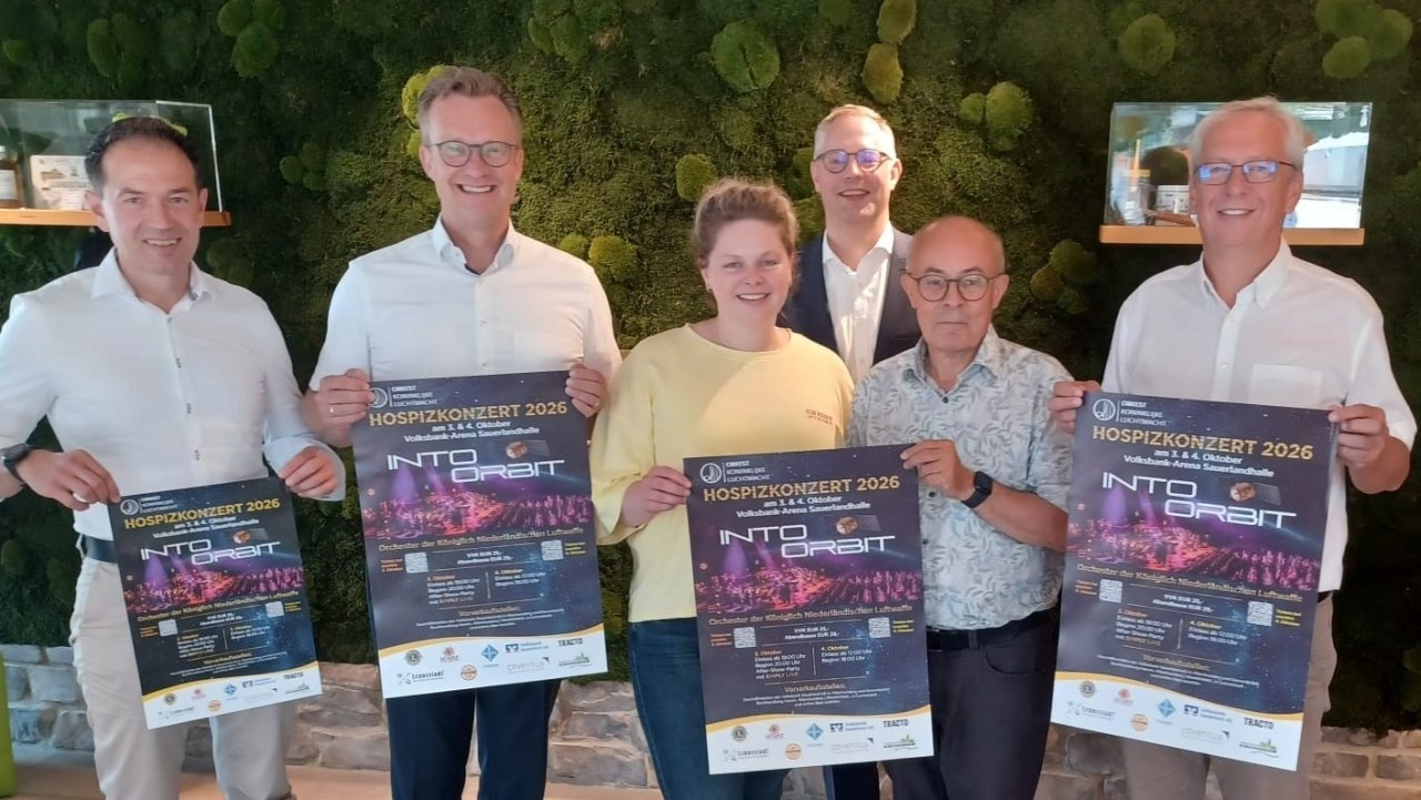 Freuen sich auf ein Weltklasse-Konzert zum 35. Geburtstag des St.-Elisabeth-Hospizes: (v.l.) Michael Hartmann, Tobias Puspas, Hannah Franzen, Michael Forth, Martin Schäfer und Dr. Christoph Schneider. von privat