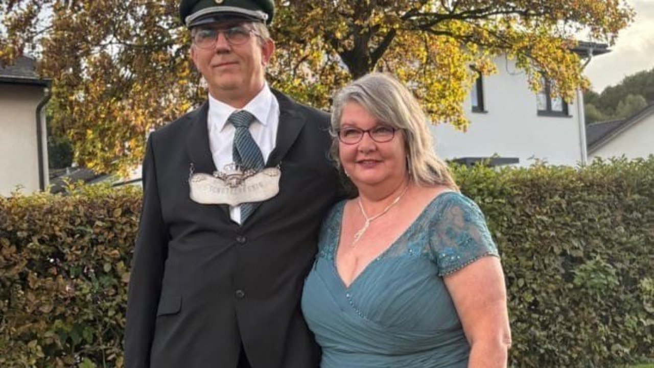 Schützenkönigspaar in Neu-Listernohl 2025: Frank Kampschulte und Katja Köster. von privat