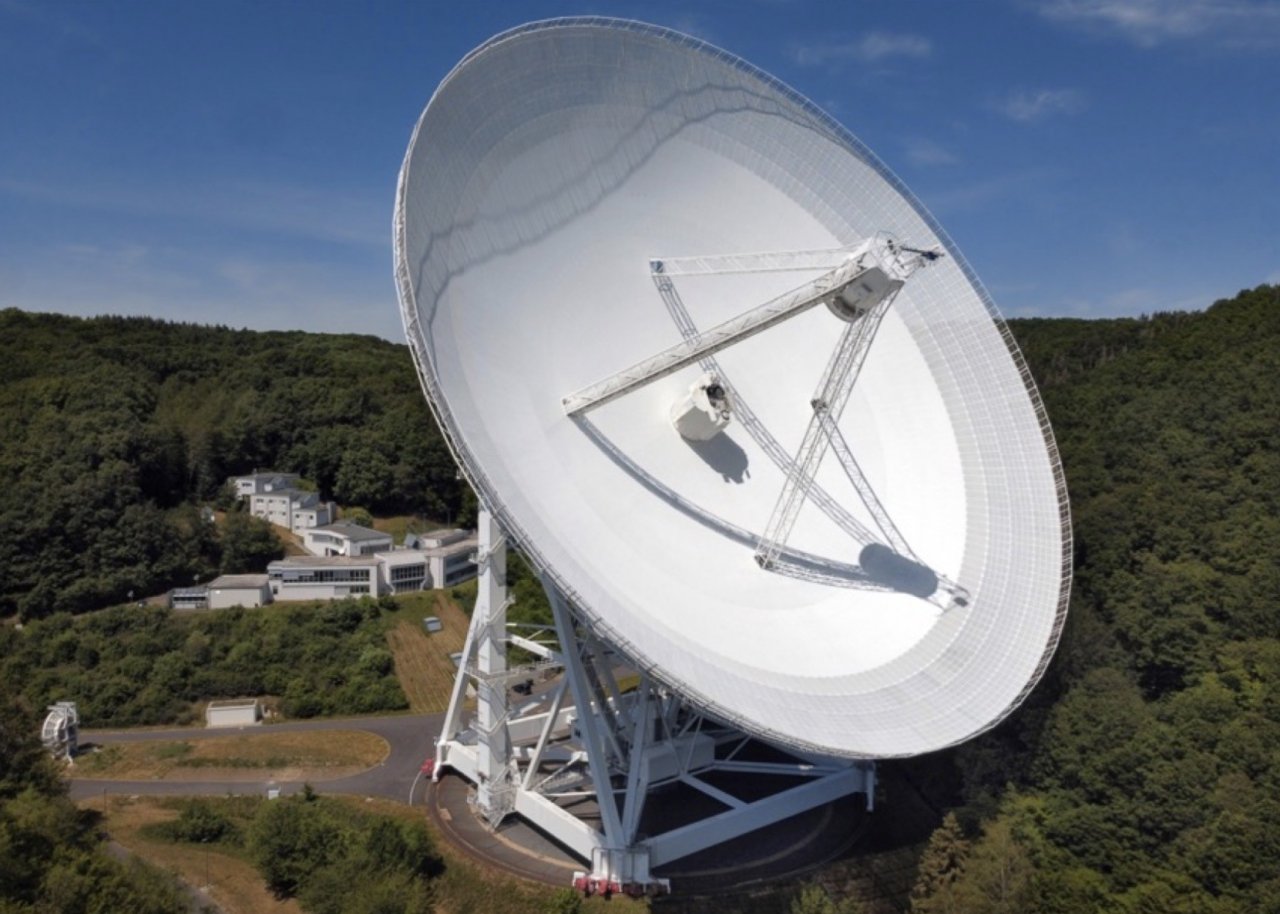 Das Radioteleskop Effelsberg. von Norbert Taken (MPlfR)