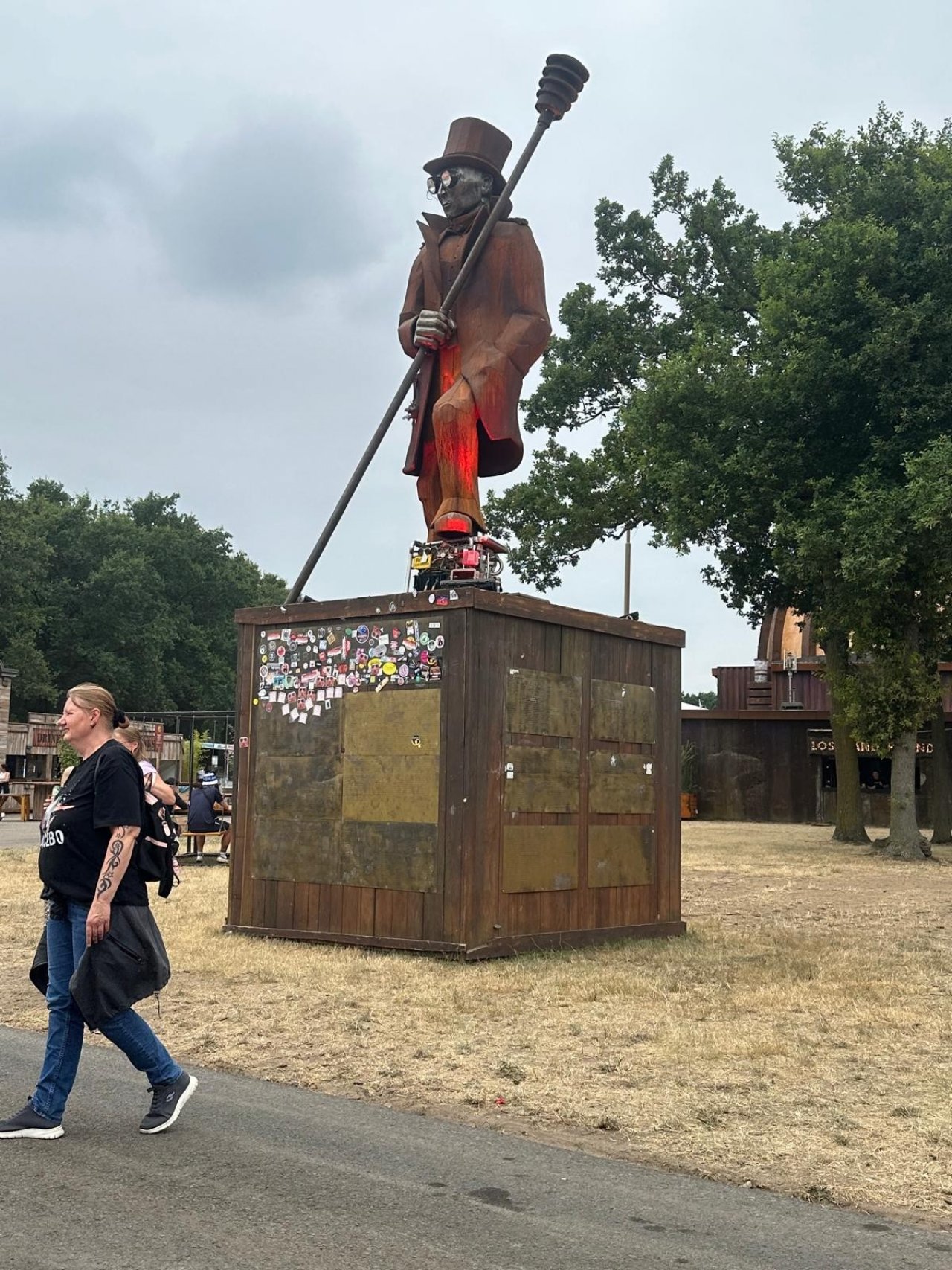 Katharina Streml aus Plettenberg ist als Helferin beim Parookaville im Einsatz. von privat