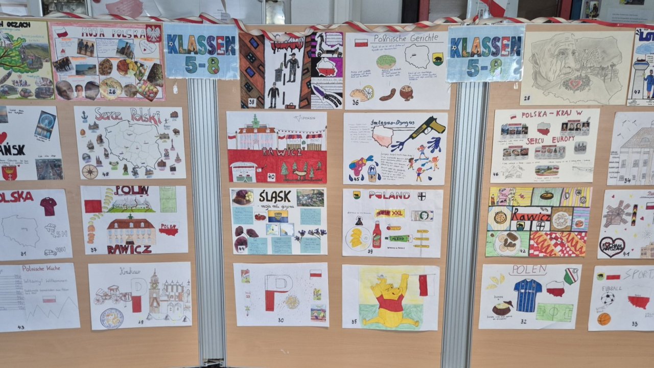Mit großer Kreativität und viel Engagement haben sich insgesamt 104 Schülerinnen und Schüler aus nahezu allen Attendorner Schulen am Projekt „Polen in meinen Augen“ beteiligt. von Hansestadt Attendorn