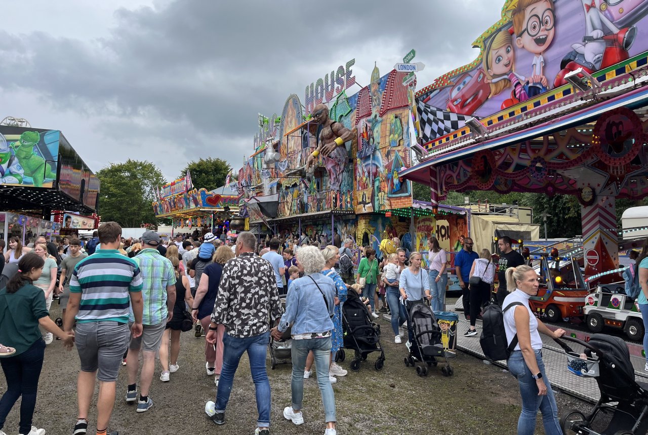 Archivfoto von der Wendener Kirmes. von Catriona Rath
