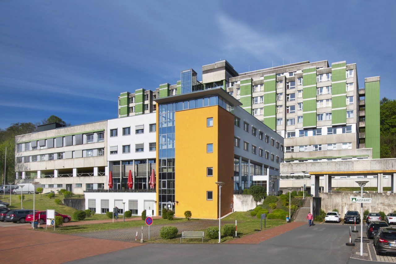 Die Helios Klinik in Attendorn. von Helios Klinik Attendorn