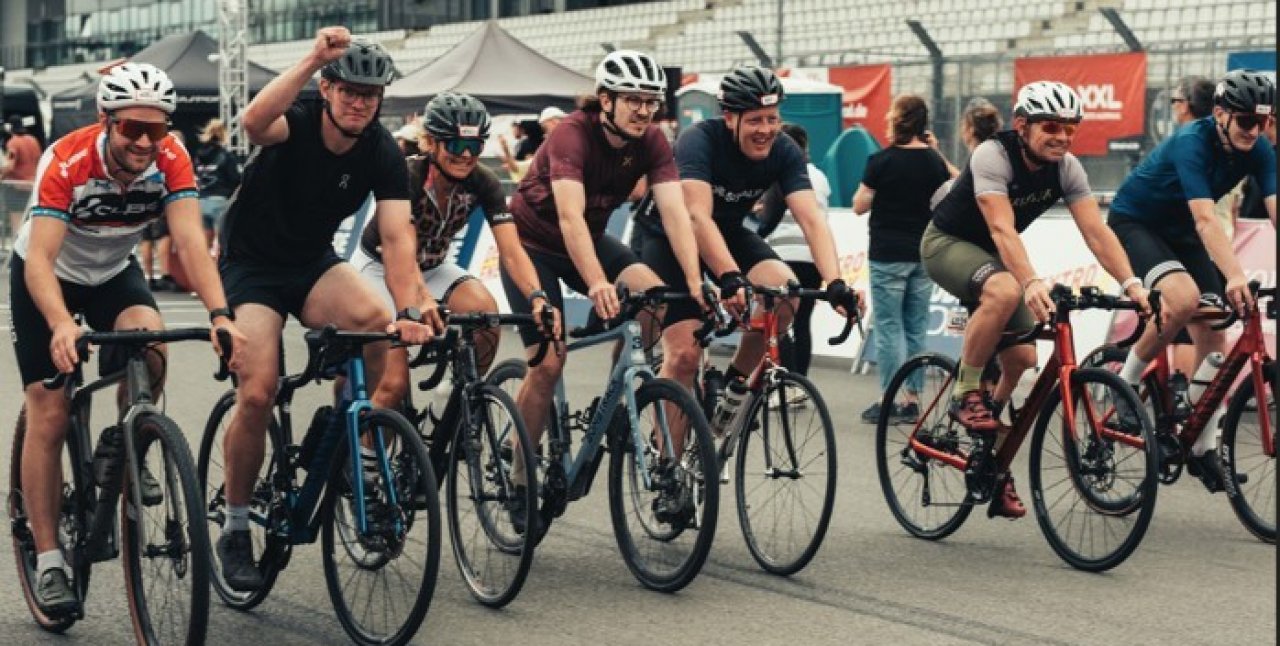 Diese Acht meisterten die Wahnsinns-Strecke auf dem Nürburgring. von privat