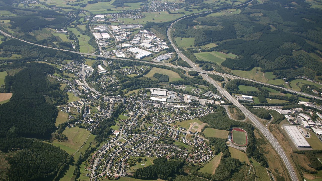 Das Autobahnkreuz Olpe-Süd bei Gerlingen. von Gemeinde Wenden