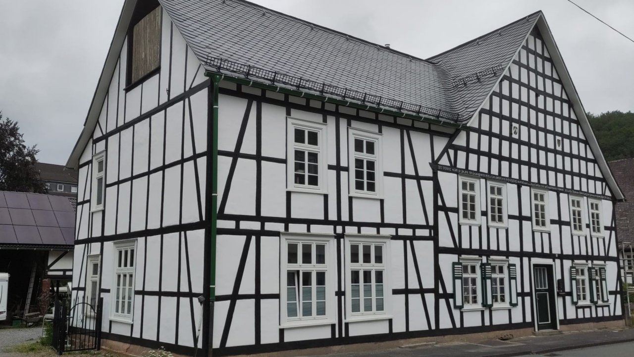 In der besonderen Atmosphäre vom Möllers Hof richtet der MGV Kirchhundem sein Weinfest aus. von privat